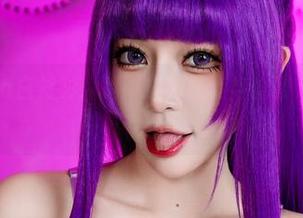 Tiny Asa白衬衫：掩不住的青涩与优雅，图包抢眼！